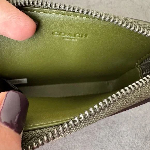 Coach Olive and Black Snake Zip Card Case Wallet New - Picture 5 of 7